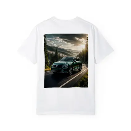 Volkswagen Touareg Green SUV Mountain Road
