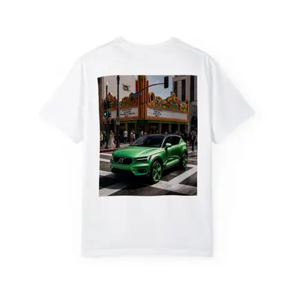 Volvo XC40 Green Hollywood Boulevard City Street